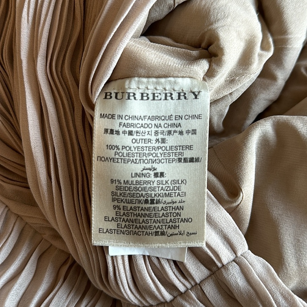 Burberry Dress - Picture 8 of 8